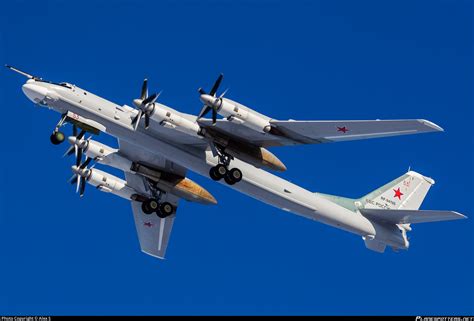 bombardier russe tu-95